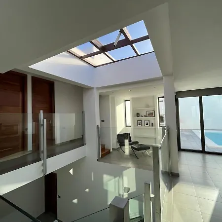 Casa Blanca - A Avec Piscine Privee Willa Teguise (Lanzarote)