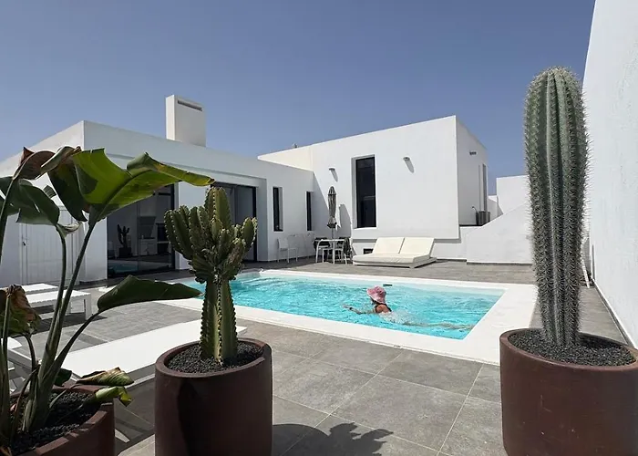 Casa Blanca - A Avec Piscine Privee 빌라