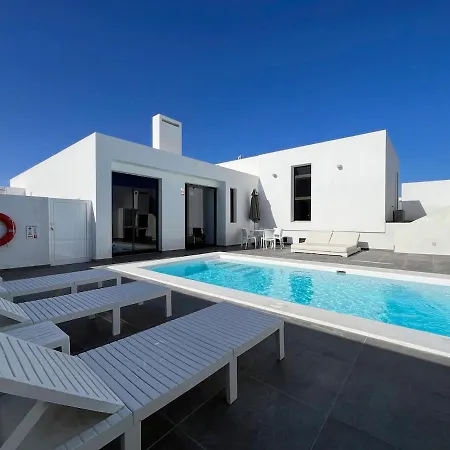 Casa Blanca - A Avec Piscine Privee * Teguise (Lanzarote)